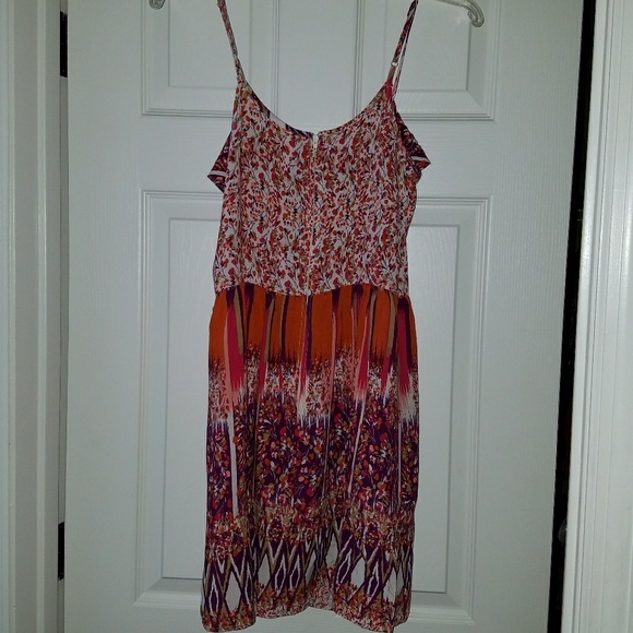 Dress - Picture 2 of 3